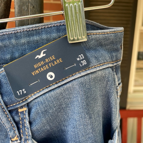 Hollister patchwork flare jeans 17 short NWT❤️❤️😊 - Picture 3 of 4